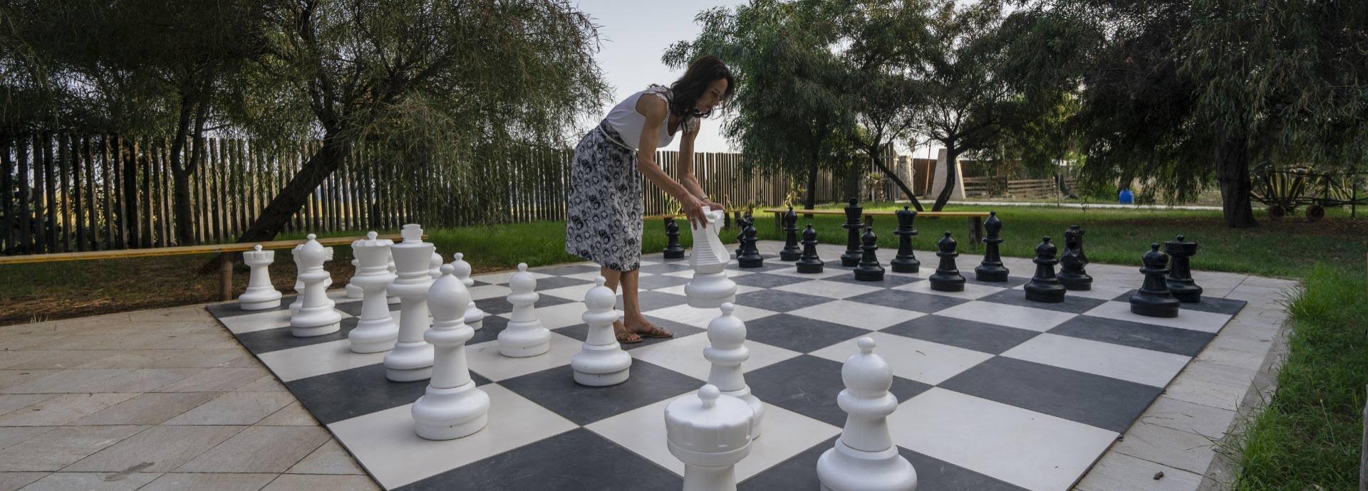villaggioborgodegliulivi en 3-en-314621-news-2021-giant-chess 003